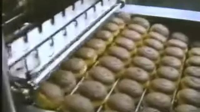 Automatic frying  krapfen,  Berliner, doughnuts fryers tunnel пончик Pączek