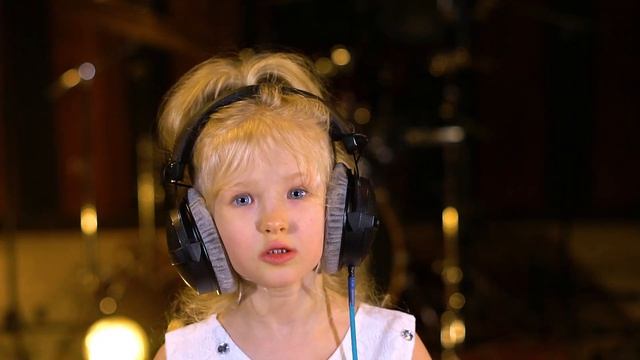 Алёна Шлейере - Раз ладошка, два ладошка (cover) смотреть онлайн