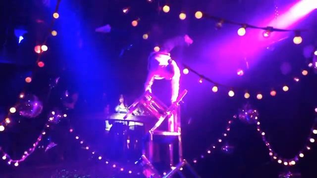 Яркое цирковое шоу смотреть онлайн