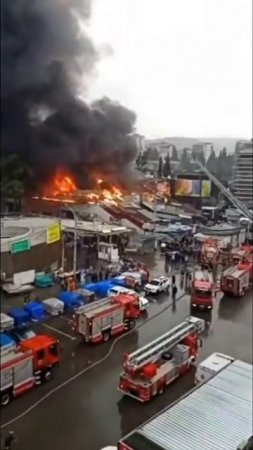 Крупный пожар на рынке
