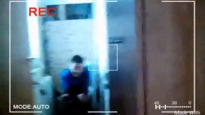 Прикол друг Срёт с поносом Я не дал бумаги