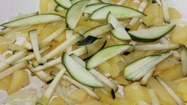 Картофель по - деревенски с беконом