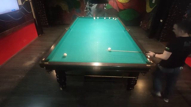 Чужой в угол  обратный француз.