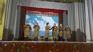 "ЖЕНЩИНЫ В ПОГОНАХ" - хор "Русская песня"