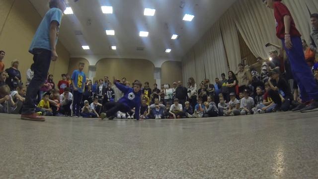 Четверть финала 1 смотреть онлайн