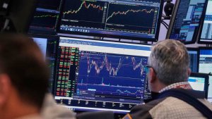 Советник Трампа в связи с падением ВВП США посоветовал рынкам смотреть глубже