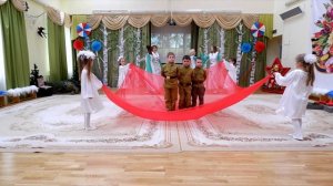 А закаты алые