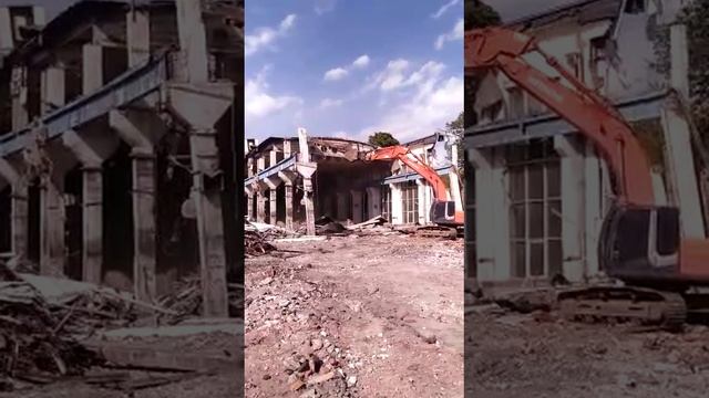 Снос ангара 15метров Hitachi ZX330-3. Building demolition Hitachi ZX330-3 with JEC crusher (Japan) смотреть онлайн