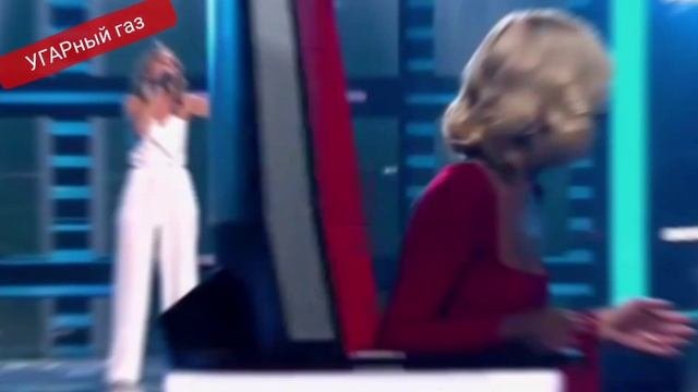 Шнуров и Гагарина на Голосе /// Смешные моменты