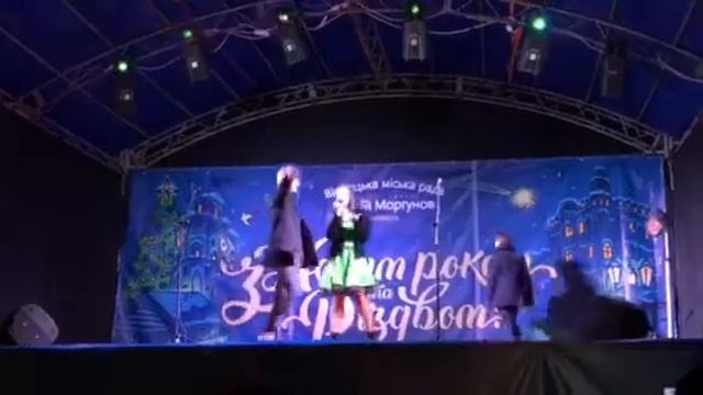 Сл і муз.Ю.Грицюк « Темна ніч» - Оксана Кулик та шоу-балет «Модерн»
