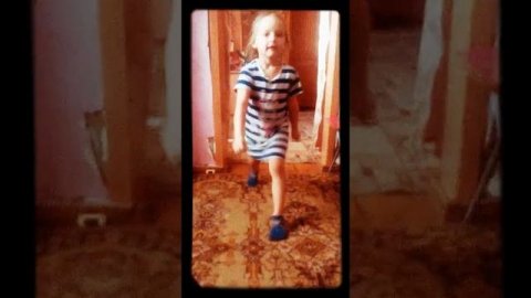 Малыши танцуют хипхоп