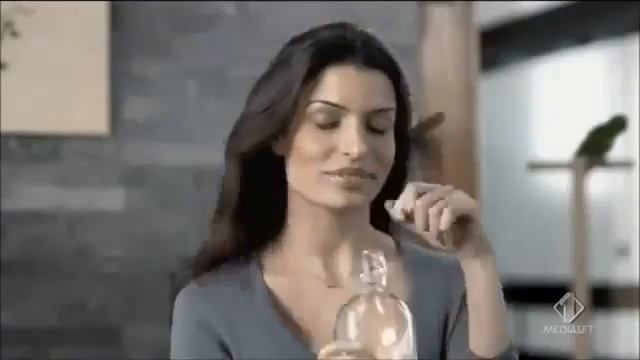 Реклама жвачки. Мега прикол ! смотреть онлайн