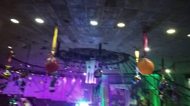 Мы в цирке! смотреть онлайн