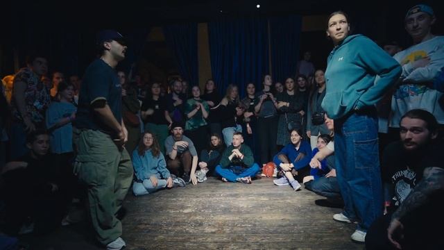 ФАРФОРXI 1:8 Войнитс vs Тадж смотреть онлайн