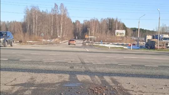 Снегопад. Ночь. Трактор