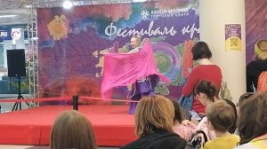 Индийский танец, ханой
