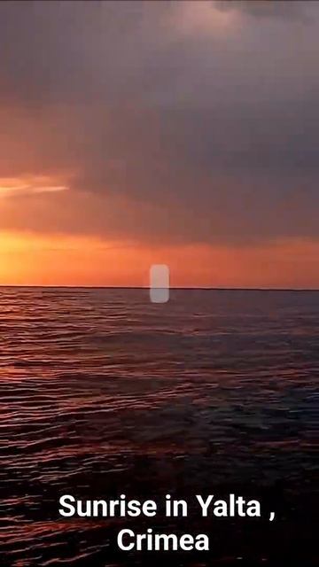 Рассвет в Ялте , Крым . / Sunrise in Yalta , Crimea . смотреть онлайн