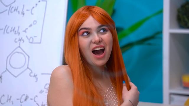 Моя подруга - русалка украла моего парня | Смешные ситуации от FUN2U Challenge