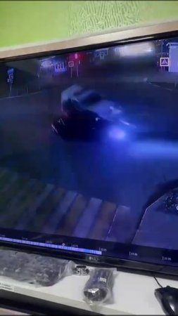 В Новошахтинске полицейский УАЗ снес легковушку и перевернулся