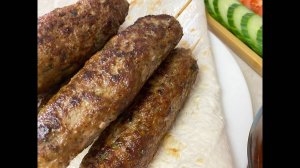 ВКУСНЕЙШИЙ ЛЮЛЯ КЕБАБ НА СКОВОРОДЕ — сочный, ароматный, красивый! Очень простой рецепт приготовления