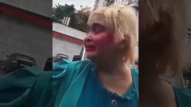 Ну так и говори очаровашка, очеровашка.