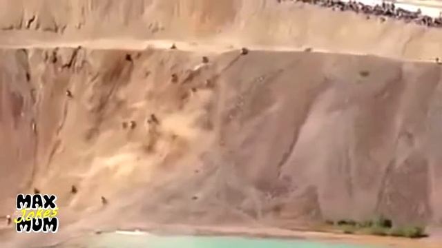 Лучшие приколы и коубы недели подборка coub Max Mum Jokes Октябрь 2016 #20 ( best coub weekly ) смотреть онлайн