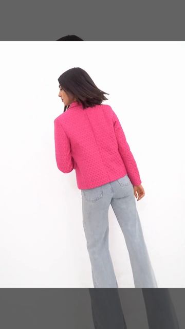 Купить розовый женский жакет, пиджак с золотыми пуговицами смотреть онлайн