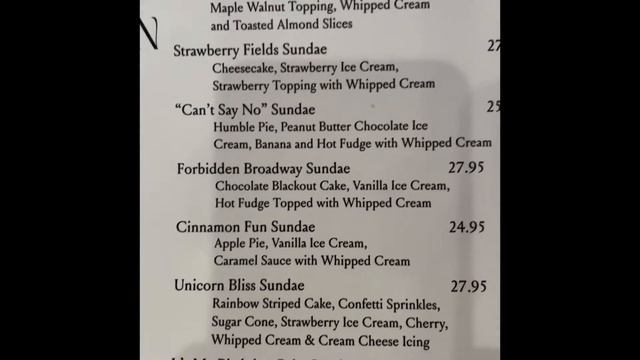 Serendipity 3  FROZEN HOT CHOCOLATE  Places to eat in NYC  Travel Vlog