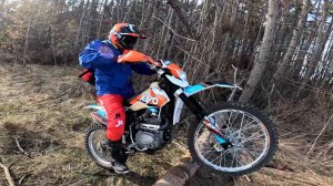 За пределами возможного: Мотоцикл Regulmoto Crosstrec 300