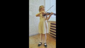 Логинова Вероника. "Бескозырка белая.."