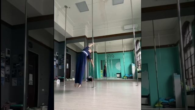 Возвращение Art Cats Pole Dance Studio смотреть онлайн
