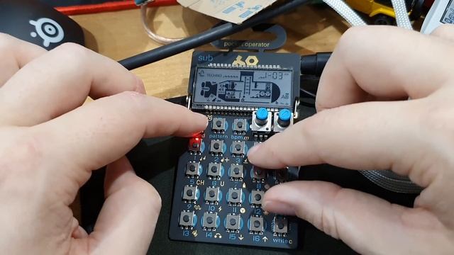Обзор Pocket Operator SUB PO 14. Карманный синтезатор баса от Teenage Engineering смотреть онлайн