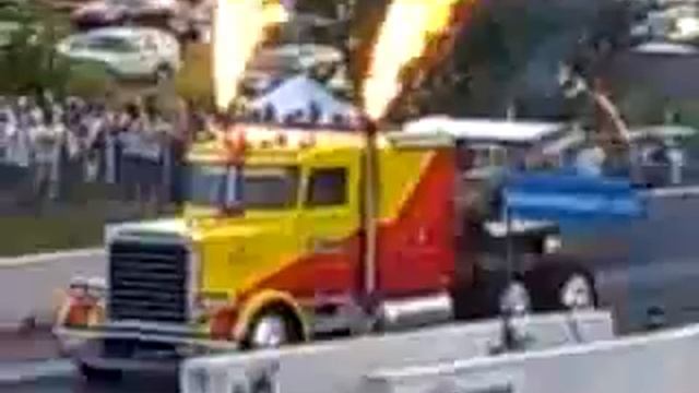 Самый Лучши красивы Грузовик с Азотом смотреть онлайн