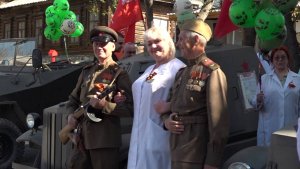 Врачи поздравили бойцов