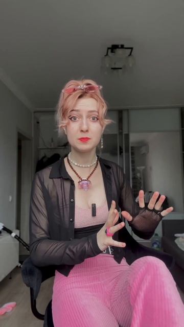 СТРАННЫЙ БОДИПОЗИТИВ ОТ NIKE😱 норм или кринж?? смотреть онлайн