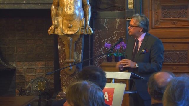 450 летний юбилей Городской ратуши Антверпена