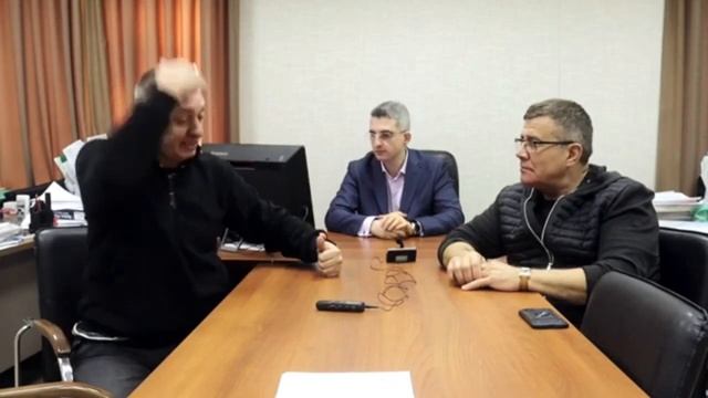 "Отпуск" адвоката и коварный судья смотреть онлайн