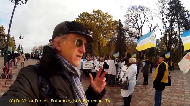 Ukrainian Scientists Are Demanding For Better Not Cheap Salaries! Kiev, Ukraine смотреть онлайн