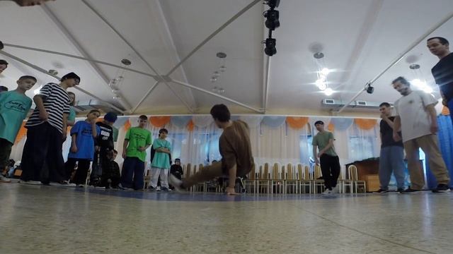 баттл юные против взрослых на сборах в Тюмени 04.01.2024