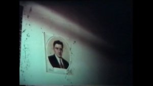 МАЯКОВСКИЙ И 33 КОРОВЫ