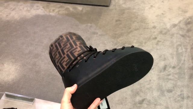 Обзор на космические FENDI SKI BOOT!