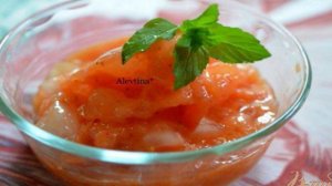 Сорбе с манго и клубникой
