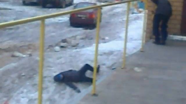 Слежка за пацанами смотреть онлайн