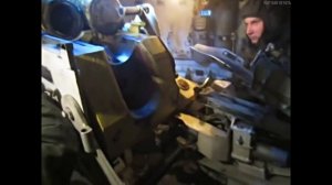 РЕБЯТА ИЗ ОЗВУЧКИ "ГРОМОВЫЕ ОРУДИЯ" 🌟 2С1 гвоздика боевая стрельба внутри танка