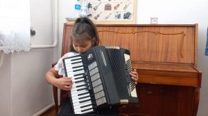 Русс.нар.песня "Я на горку шла", исп. Закерьяева Замира