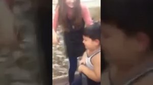 Мальчик обосрал парикмахершу