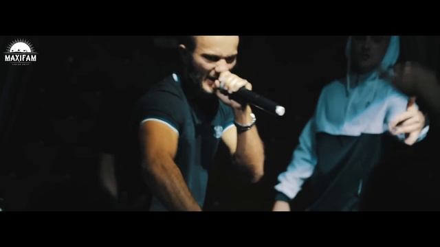 MAXIFAM - Небольшой видеоотчет с концерта (prod.by Durys Rap) смотреть онлайн