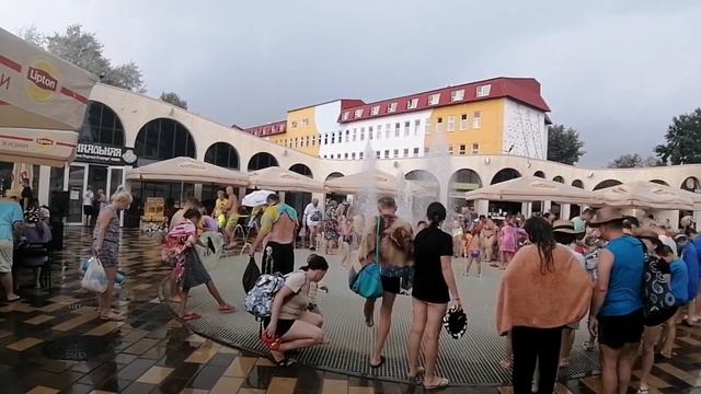 #ВИТЯЗЕВО! Вот это да🤷♀️ фонтан отцепили 😁 смотреть онлайн