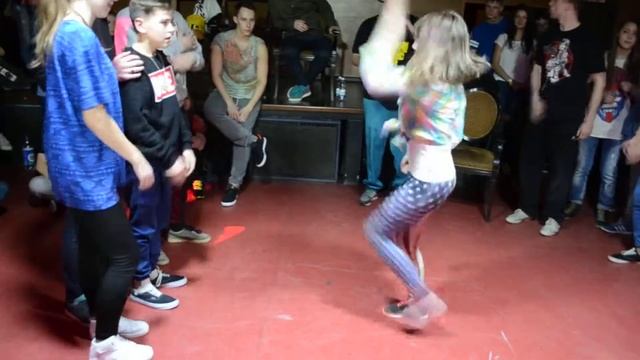 Егор Ремизов  vs Ксюша второй круг Beginners 1vs1