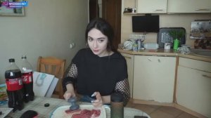 ФАСОЛЬКА СКЛЕИЛА КАТЮХУ // ФАСОЛЬКА ФЛИРТУЕТ С КАТЕЙ